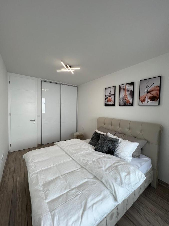 Ssazz Apartment ซาราเยโว ภายนอก รูปภาพ